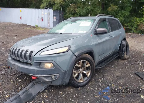 2015 Jeep Cherokee Trailhawk from USA, damaged, VIN 1C4PJMBS9FW752478